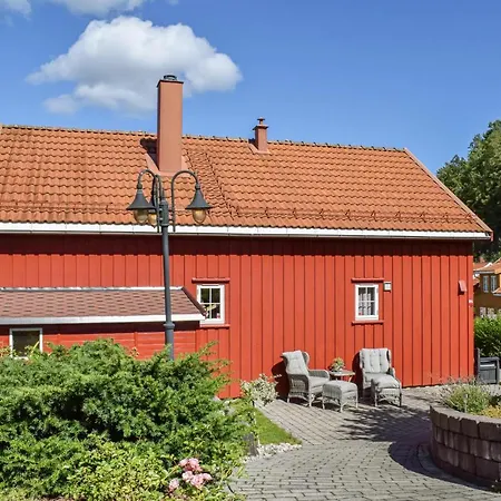 Beautiful Home In Risor With Sauna Holiday home