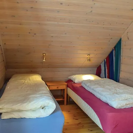 Beautiful Home In Risor With Sauna * Risør