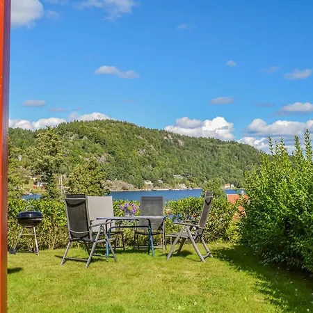 Beautiful Home In Risor With Sauna Prázdninový dům Risør