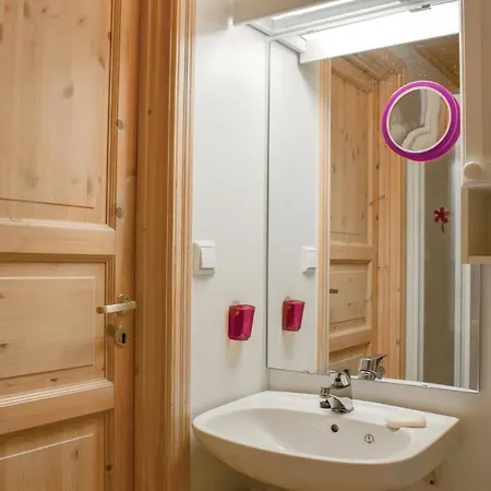 Beautiful Home In Risor With Sauna Prázdninový dům *